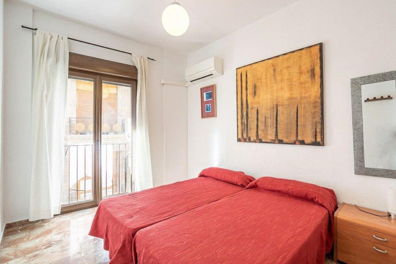 Modern Apartment In The Heart Of Гранада Экстерьер фото
